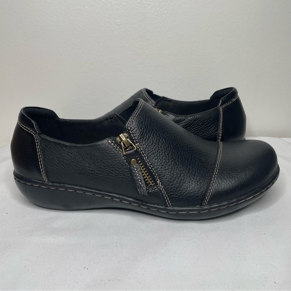Clarks Shoes - Clarks Women's Zip Loafer Size 7.5 Black Leather Ankle Shootie Shoe Ashland Palm